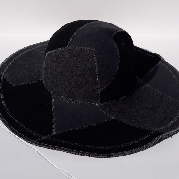 Jessica Simpson patchwork floppy hat. - Picture 1 of 2